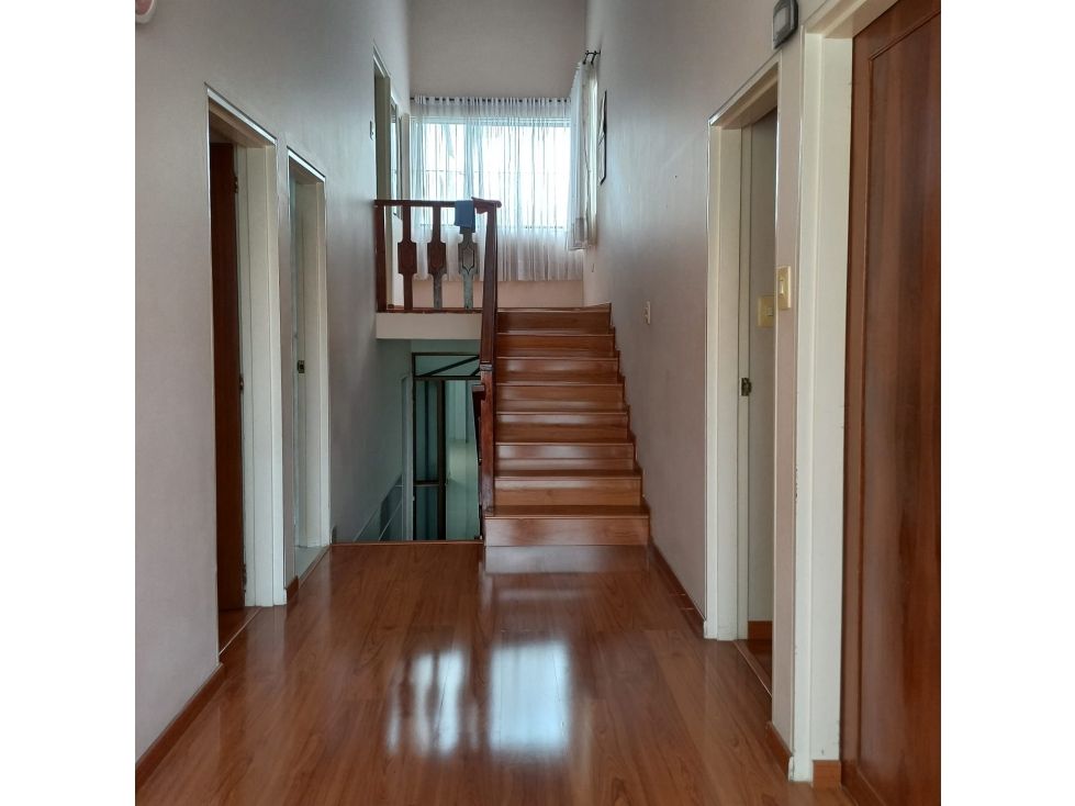 Casa en venta Caldas Manizales La Arboleda 500 m2 Habitaciones 6 Baños 4 Garajes 2 Precio $1300000000