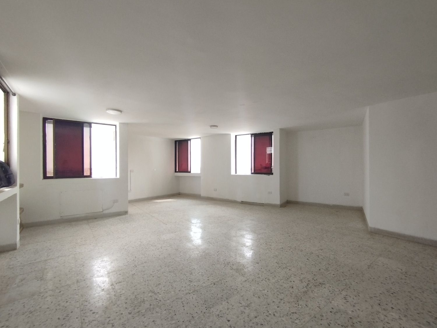 Oficina en arriendo Bolívar Cartagena El Centro 68 m2 Habitaciones 0 Baños 2 Garajes 0 Precio $2700000
