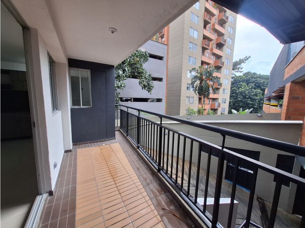 Apartamento en arriendo Antioquia Itagüí Ditaires 72 m2 Habitaciones 3 Baños 2 Garajes 1 Precio $2300000