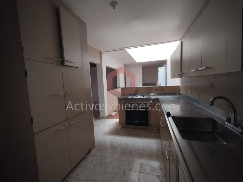 Casa en arriendo Antioquia Medellín Los Alpes 350 m2 Habitaciones 6 Baños 7 Garajes 1 Precio $7900000