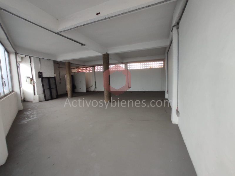 Bodega en arriendo Antioquia Medellín Los Alpes 110 m2 Habitaciones 0 Baños 1 Garajes 0 Precio $3000000
