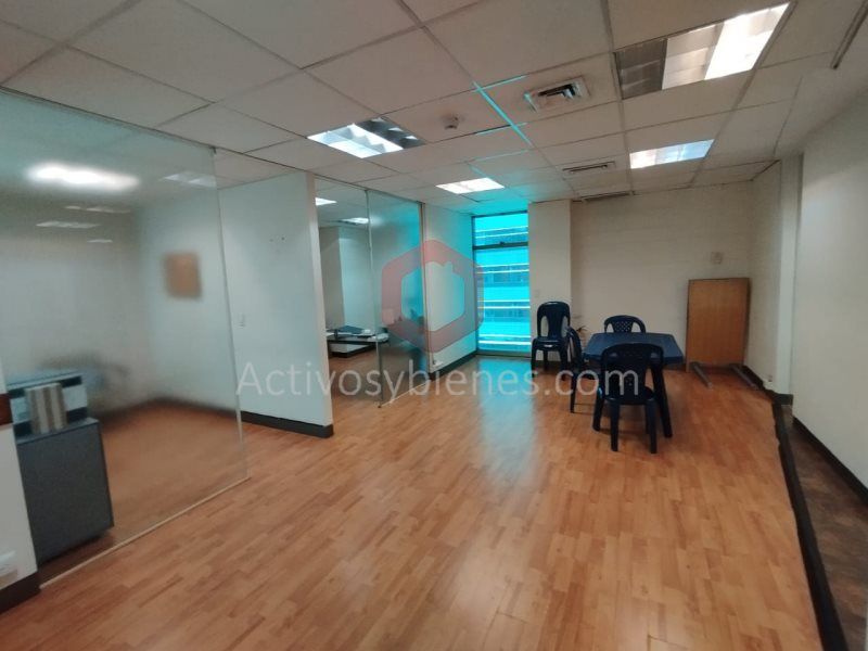 Oficina en arriendo Antioquia Medellín Cristo Rey 61 m2 Habitaciones 0 Baños 2 Garajes 0 Precio $5600000