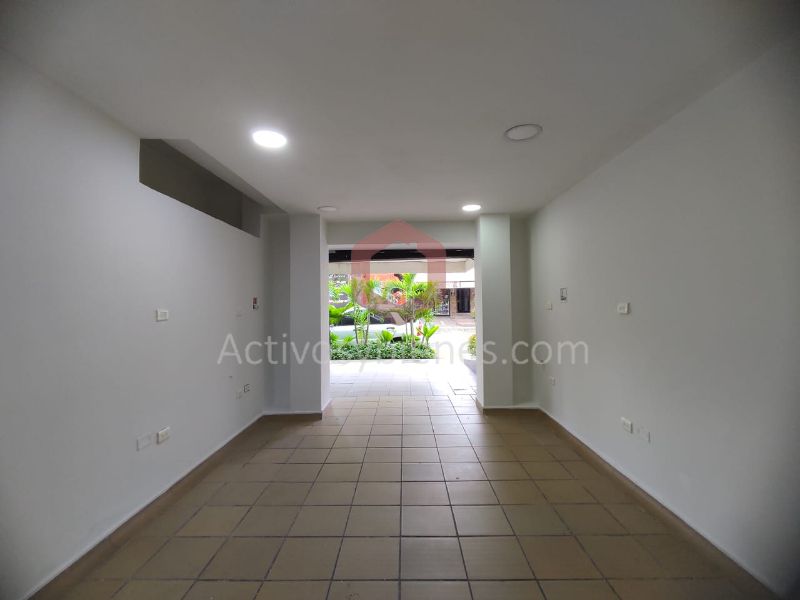 Local en arriendo Antioquia Medellín Urbanizacion Barcelona 35 m2 Habitaciones 0 Baños 1 Garajes 0 Precio $1900000