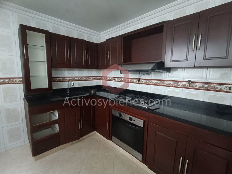 Casa en arriendo Antioquia Medellín Santa Teresita 160 m2 Habitaciones 4 Baños 2 Garajes 1 Precio $5500000