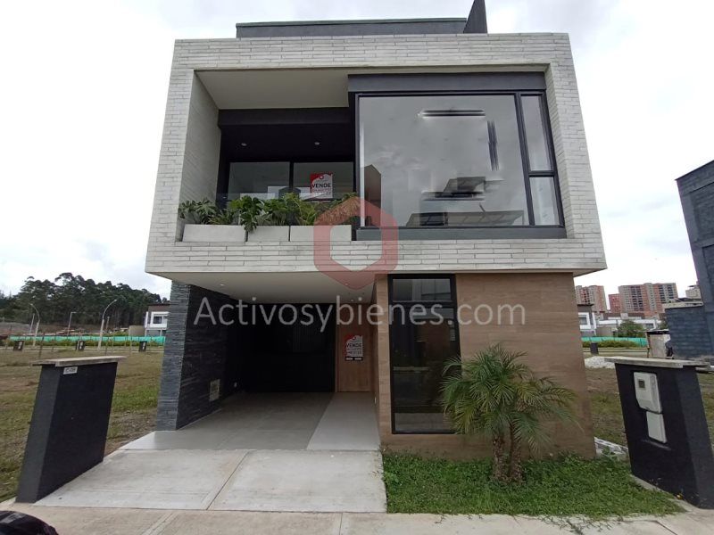 Casa en venta Antioquia Rionegro Centro 230 m2 Habitaciones 4 Baños 6 Garajes 0 Precio $1150000000