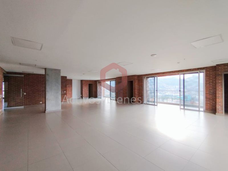 Oficina en arriendo Antioquia Medellín Castropol 150 m2 Habitaciones 0 Baños 2 Garajes 3 Precio $11662000