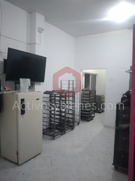 Local en venta Antioquia Medellín Los Alcazares 20 m2 Habitaciones 0 Baños 1 Garajes 0 Precio $140000000