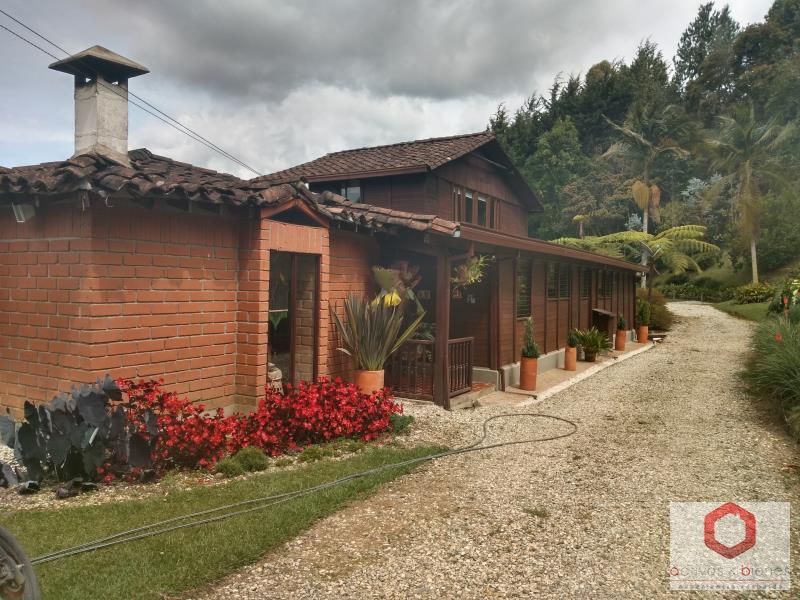 Casa en arriendo Antioquia Rionegro Centro 240 m2 Habitaciones 5 Baños 4 Garajes 0 Precio $7500000