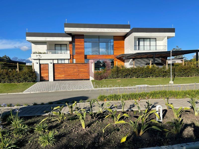 Casa en venta Antioquia Rionegro Rionegro 2225 m2 Habitaciones 6 Baños 8 Garajes 6 Precio $8500000000