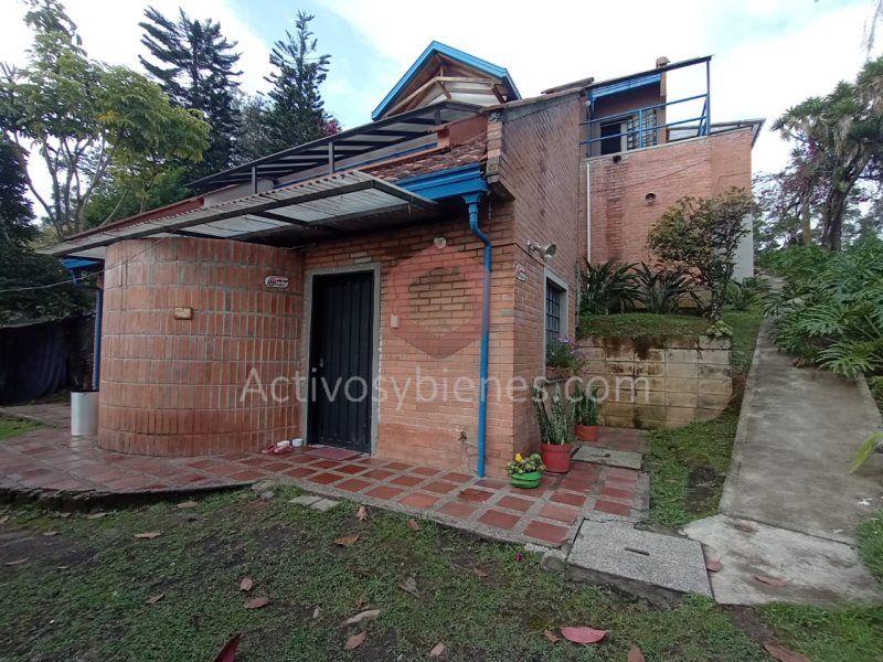 Casa en venta Antioquia Rionegro Centro 16700 m2 Habitaciones 3 Baños 2 Garajes 1 Precio $2150000000