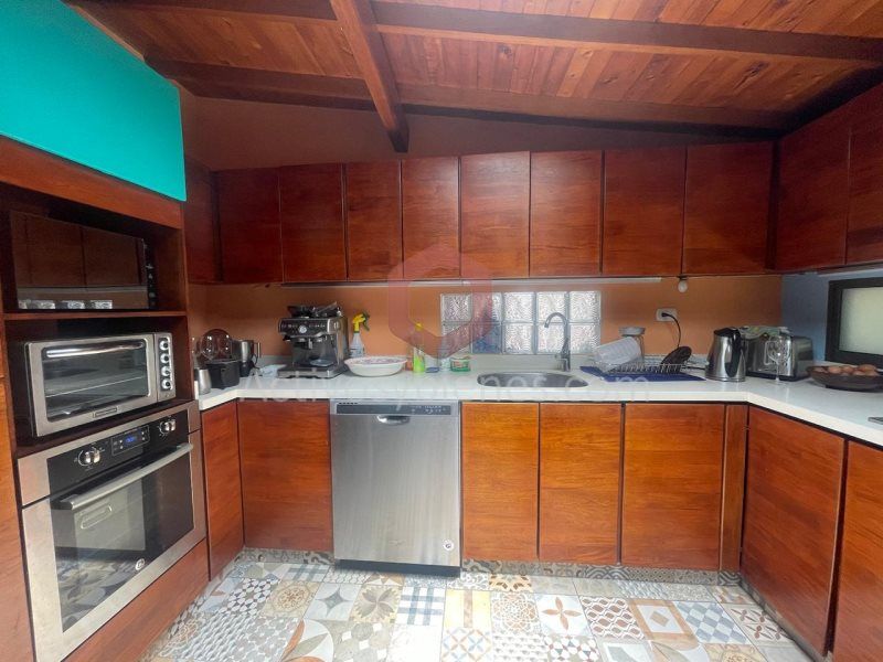 Finca en arriendo o venta Antioquia Rionegro Centro 2200 m2 Habitaciones 4 Baños 4 Garajes 0 Precio venta $1290000000 Precio arriendo $6300000