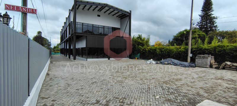 Bodega en arriendo o venta Antioquia Rionegro Rionegro 1208 m2 Habitaciones 0 Baños 0 Garajes 12 Precio venta $8000000000 Precio arriendo $38000000