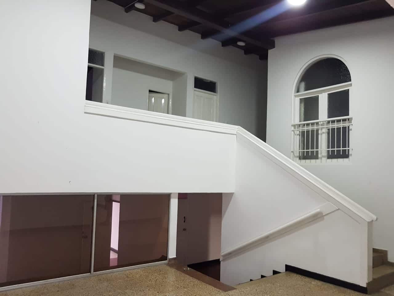 Casa en venta Bolívar Cartagena Manga 425 m2 Habitaciones 15 Baños 5 Garajes 8 Precio $2147483647