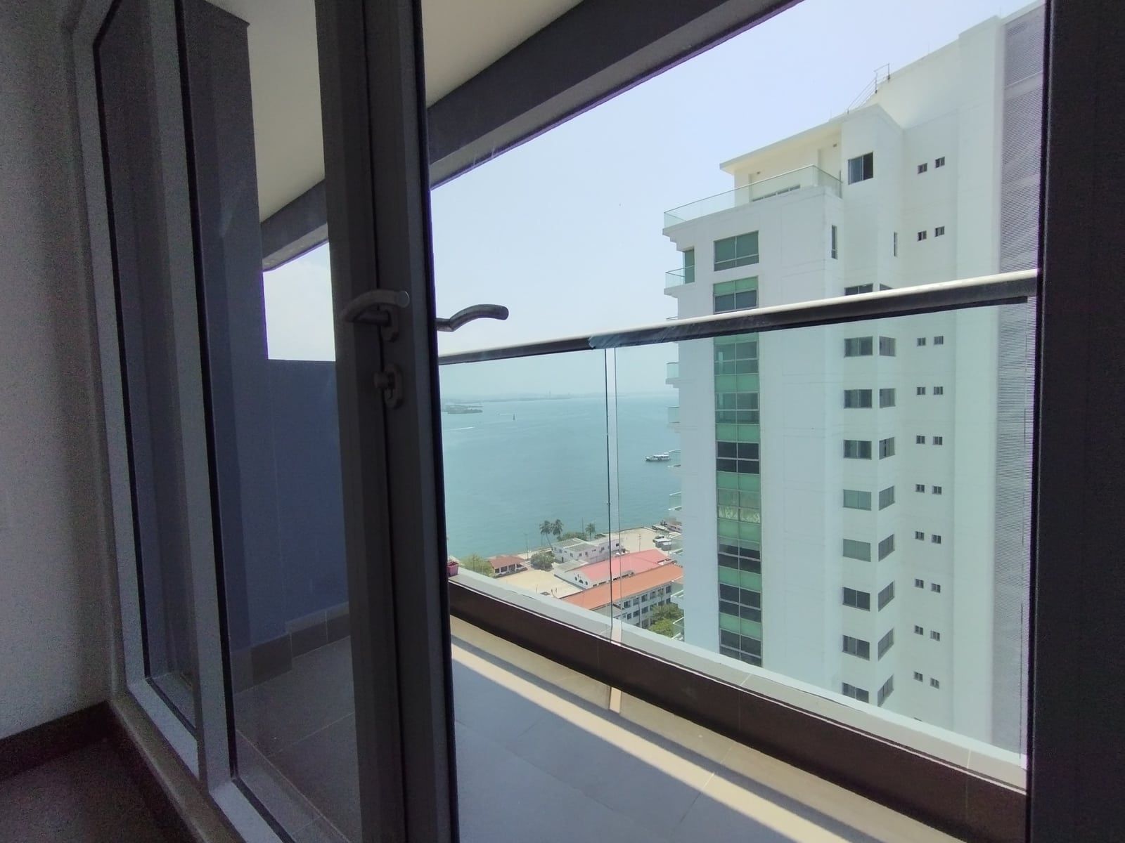 Oficina en arriendo Bolívar Cartagena Boca Grande 70 m2 Habitaciones 0 Baños 1 Garajes 1 Precio $6863000