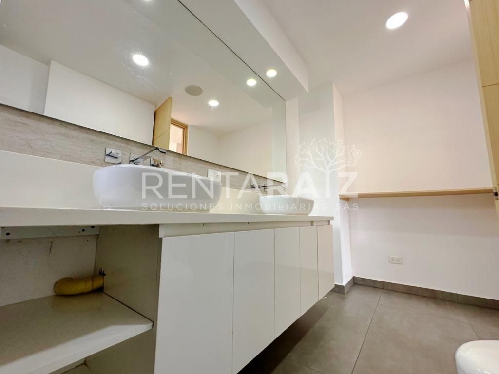 Apartamento en venta Antioquia Envigado El Portal 130 m2 Habitaciones 3 Baños 3 Garajes 2 Precio $1050000000