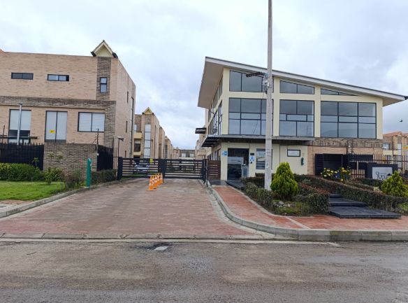 Casa en venta Cundinamarca Tenjo Centro Urbano 111 m2 Habitaciones 4 Baños 3 Garajes 1 Precio $465500000