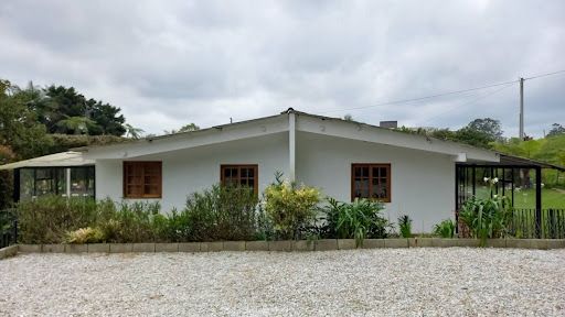 Casa en arriendo Antioquia Rionegro Rionegro 143 m2 Habitaciones 4 Baños 2 Garajes 8 Precio $5000000