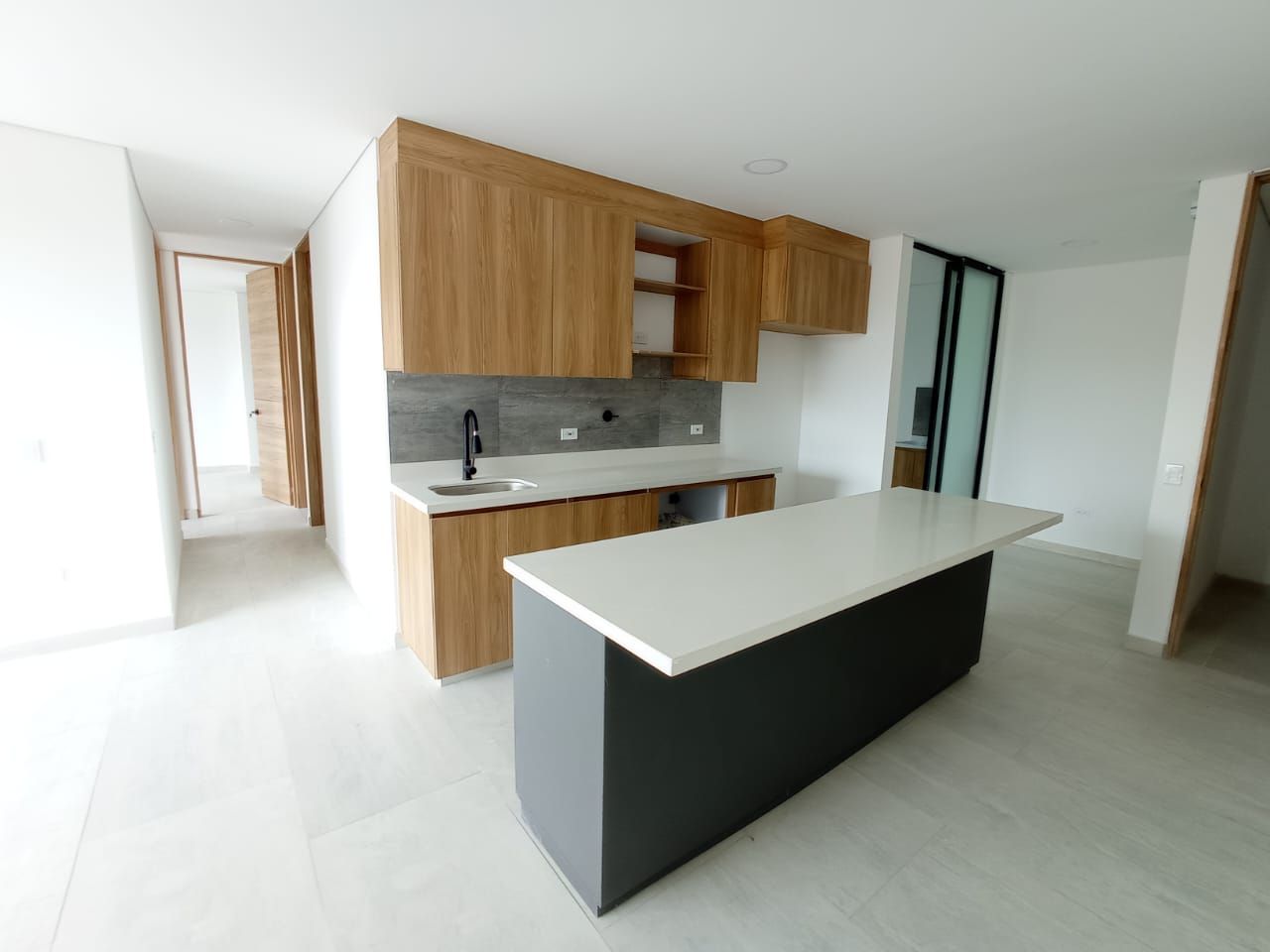 Apartamento en arriendo Antioquia Marinilla El Hato 110 m2 Habitaciones 3 Baños 2 Garajes 1 Precio $3200000