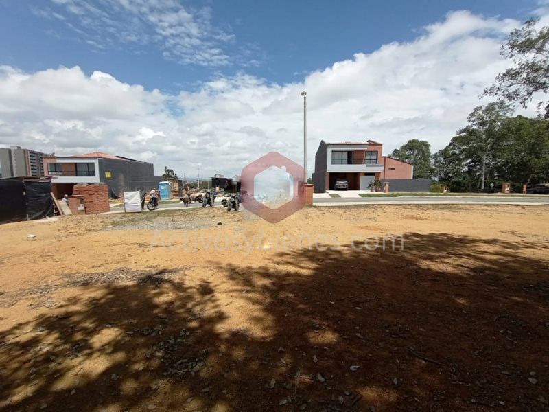 Lote en venta Antioquia Rionegro San Antonio 124 m2 Habitaciones 0 Baños 0 Garajes 0 Precio $335000000