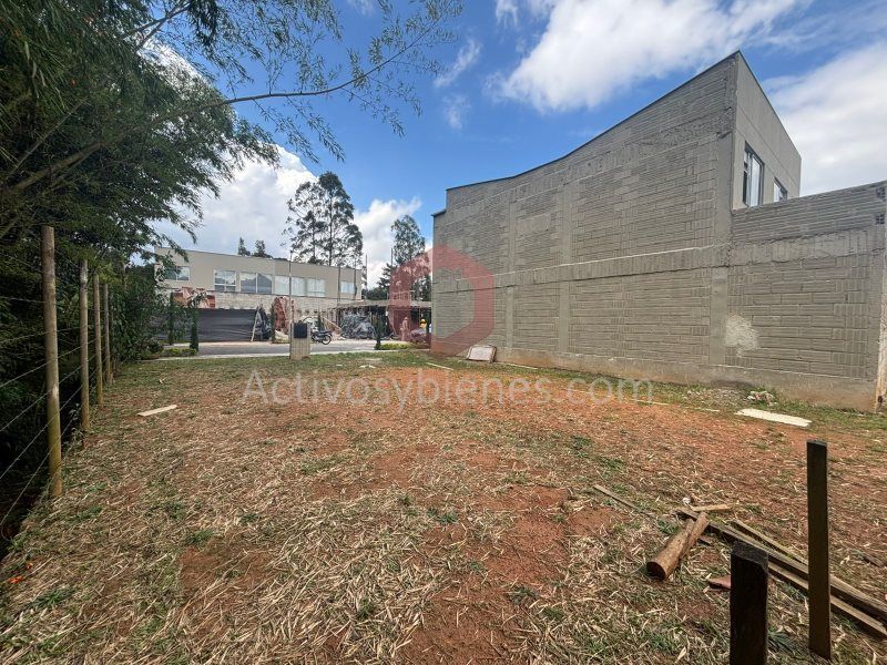 Lote en venta Antioquia Rionegro Gualanday 108 m2 Habitaciones 0 Baños 0 Garajes 0 Precio $390000000