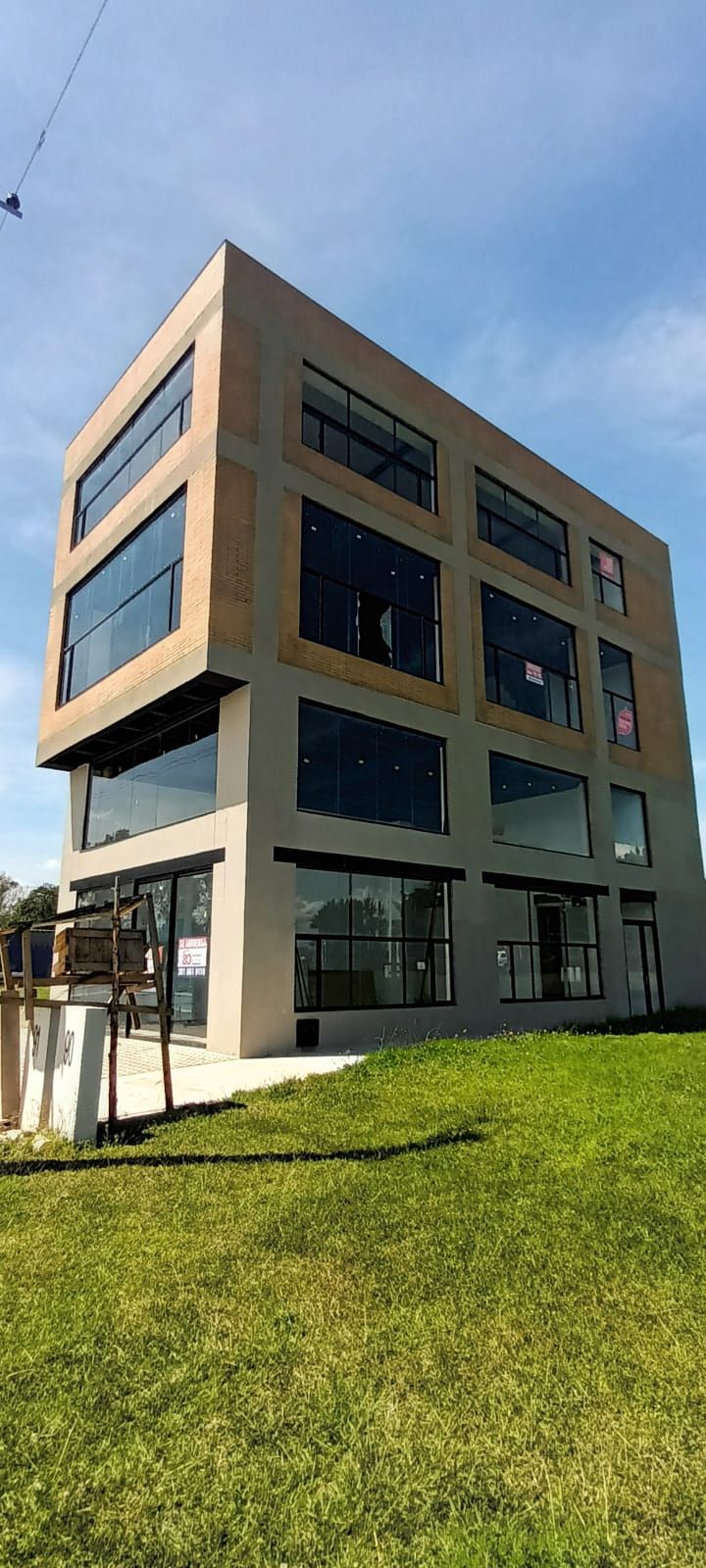 Bodega en venta Antioquia Rionegro El Porvenir 392 m2 Habitaciones 0 Baños 2 Garajes 0 Precio $2300000000