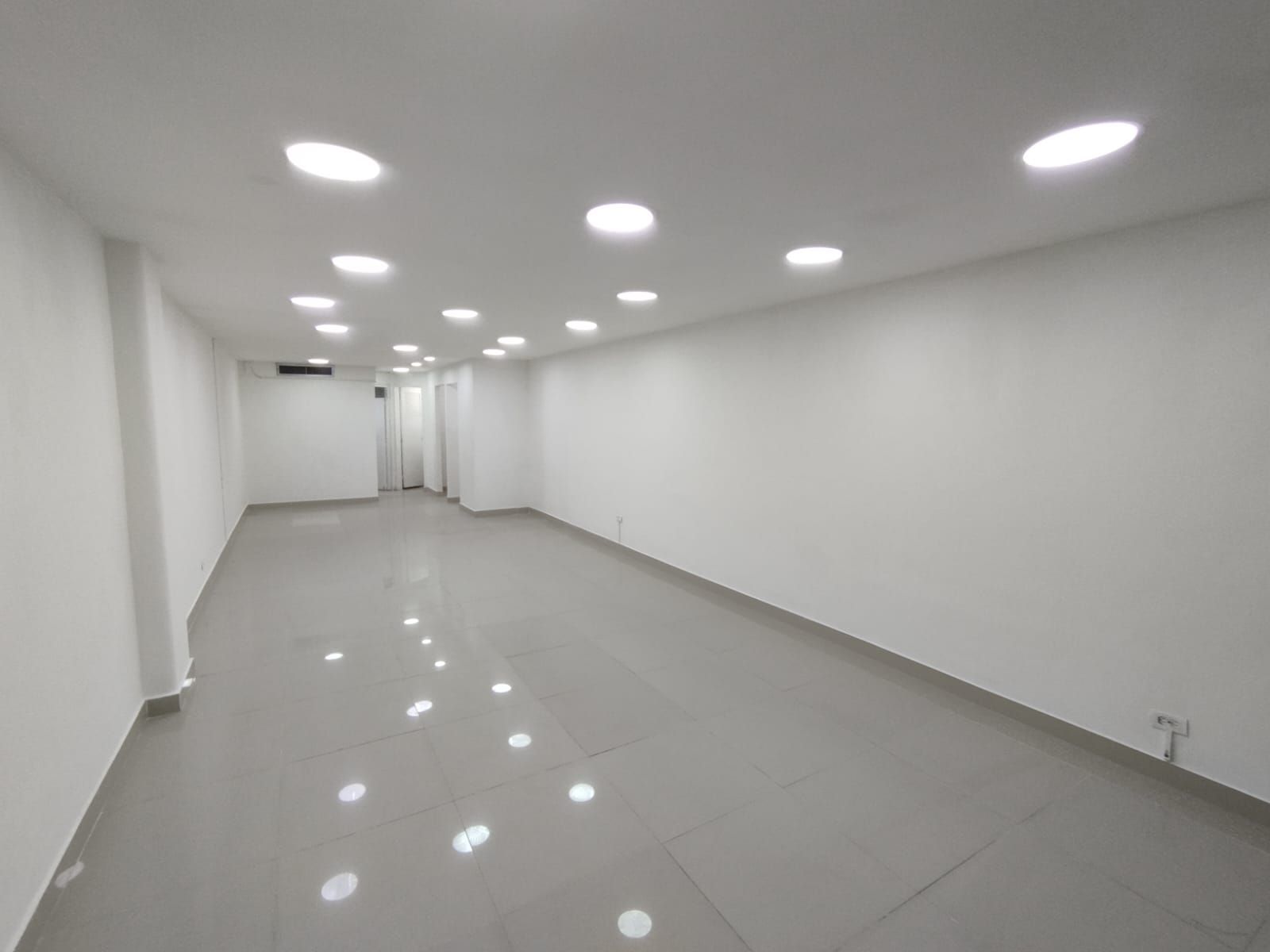 Local en arriendo Antioquia Medellín La Candelaria 55 m2 Habitaciones 0 Baños 0 Garajes 0 Precio $7794000