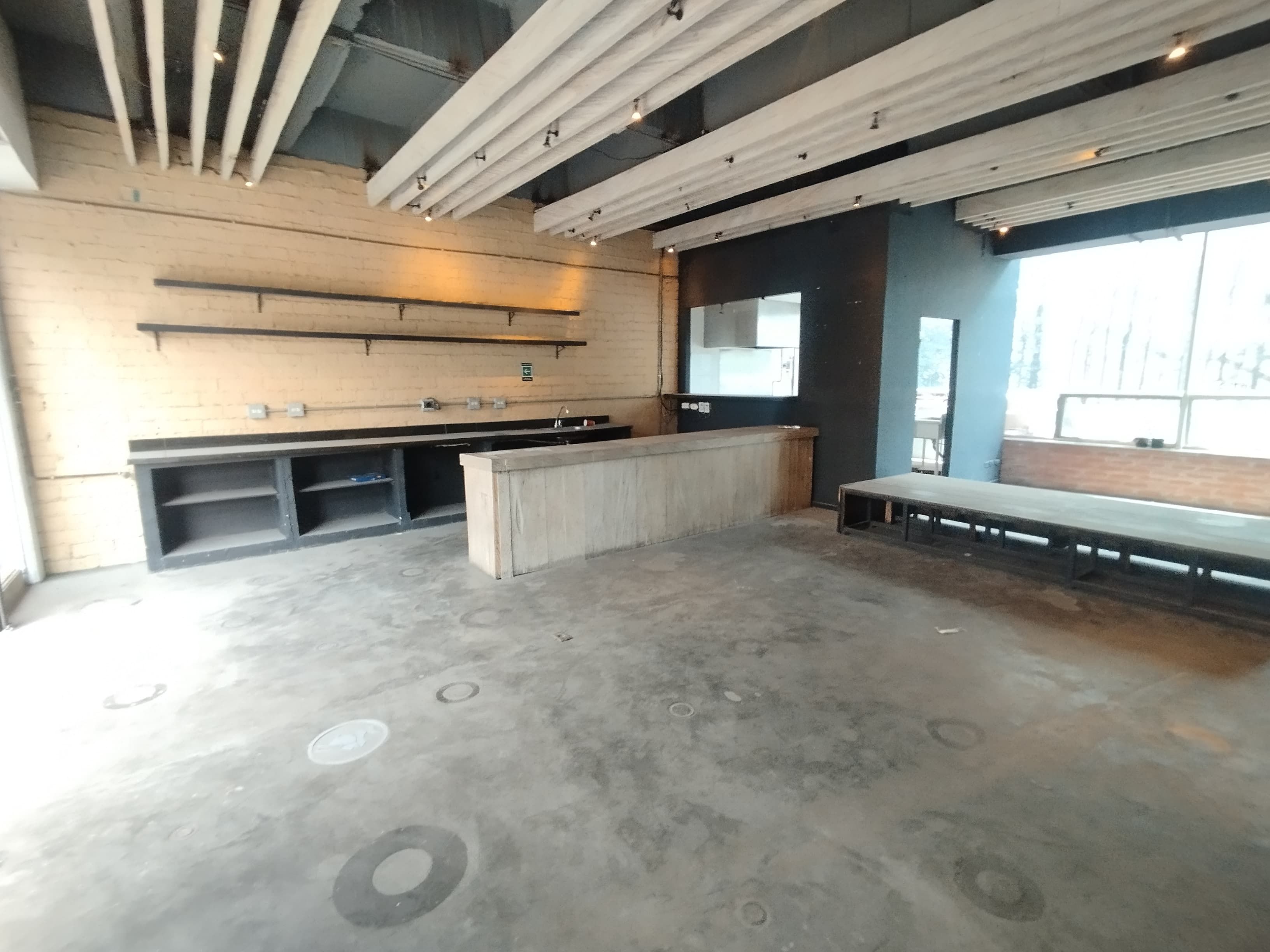 Local en arriendo Antioquia Medellín Alejandria 73 m2 Habitaciones 0 Baños 0 Garajes 0 Precio $8932620