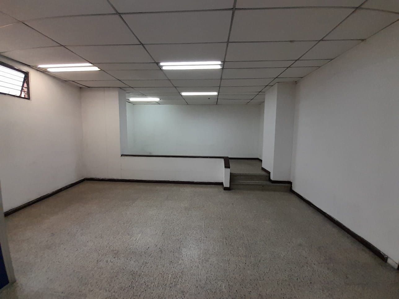 Local en arriendo Antioquia Medellín Suramericana 35 m2 Habitaciones 0 Baños 0 Garajes 1 Precio $2700000