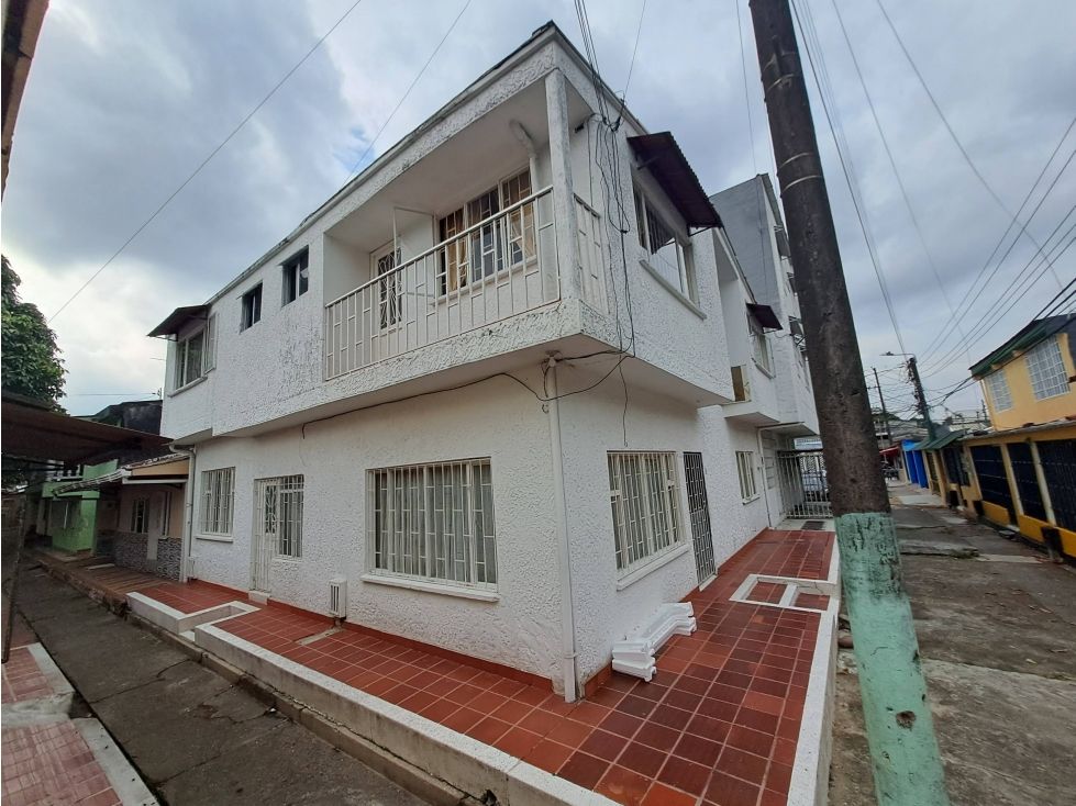 Casa en venta Meta Villavicencio Villavicencio 180 m2 Habitaciones 5 Baños 4 Garajes 0 Precio $330000000