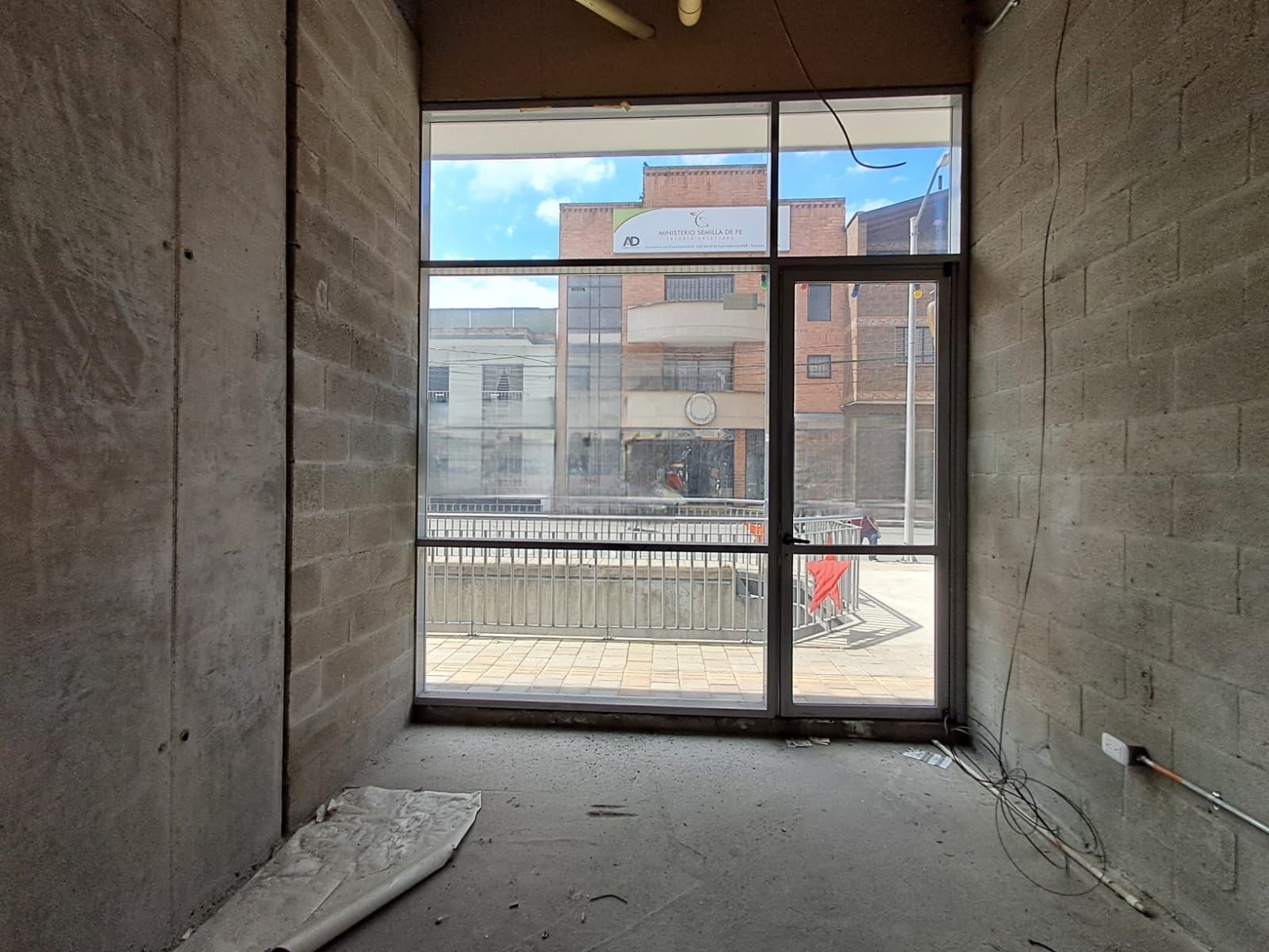 Local en arriendo Antioquia Itagüí Centro 14 m2 Habitaciones 0 Baños 0 Garajes 0 Precio $2565897