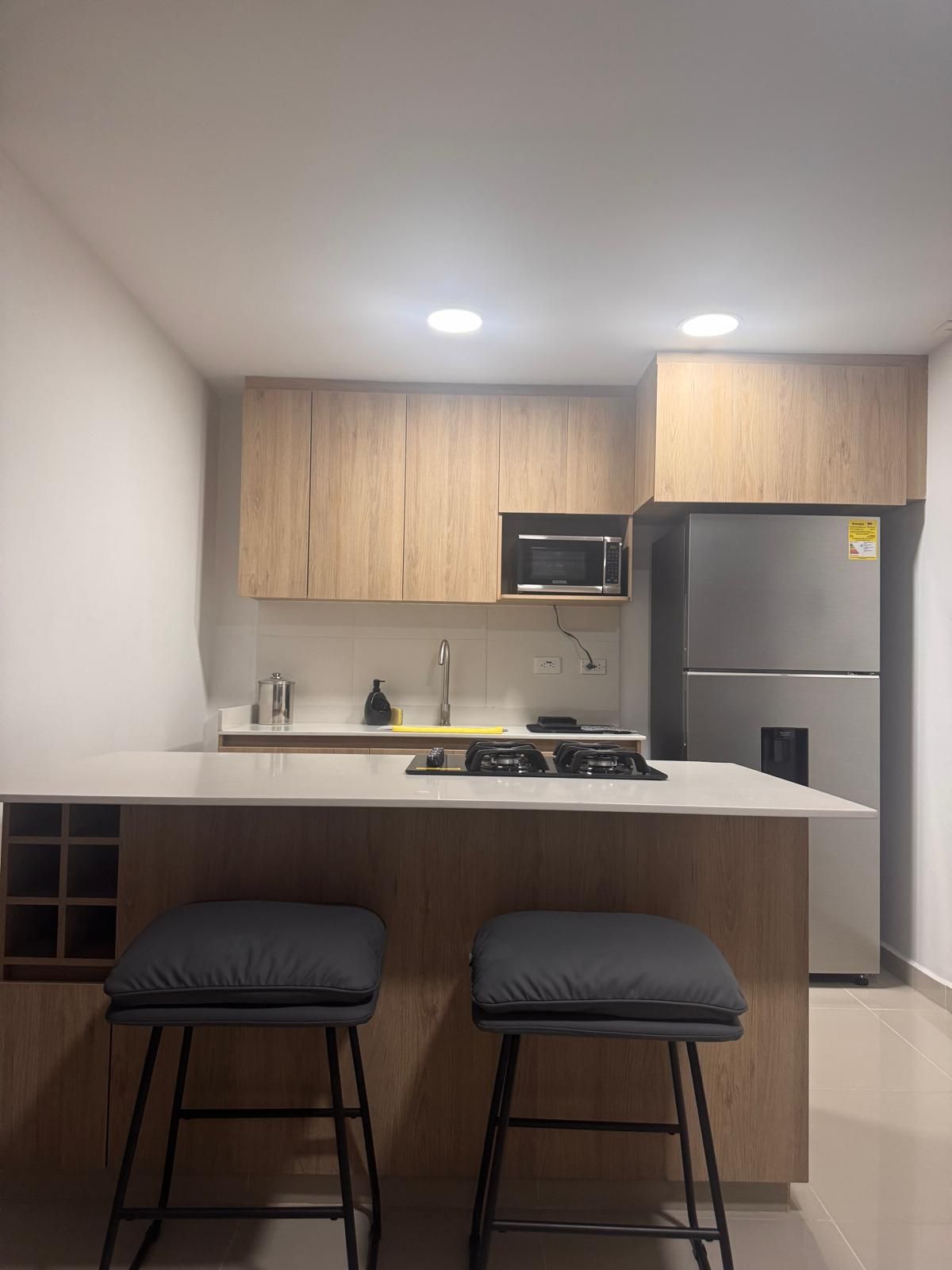 Apartamento en venta Antioquia Medellín Rosales 35 m2 Habitaciones 1 Baños 2 Garajes 2 Precio $585000000