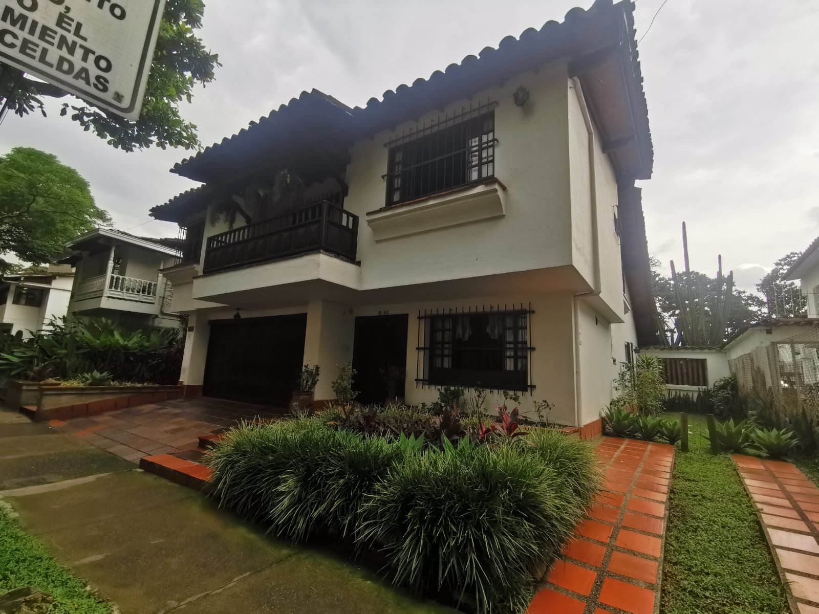 Casa en venta Antioquia Medellín La Aguacatala 490 m2 Habitaciones 5 Baños 6 Garajes 3 Precio $4000000000