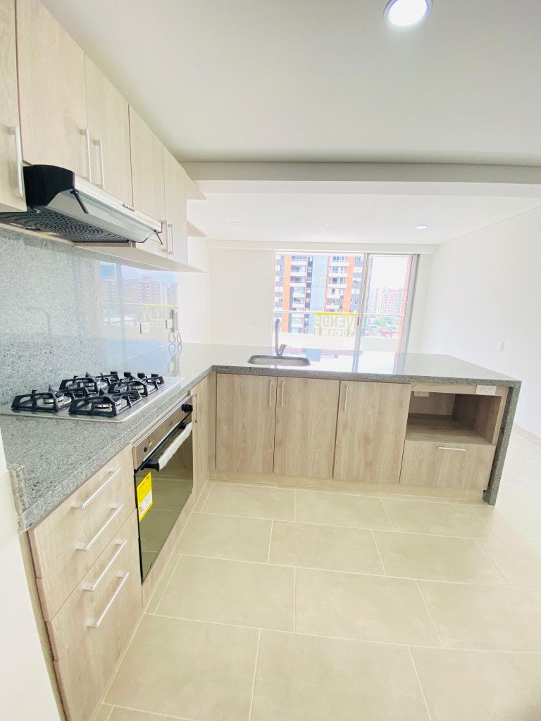 Apartamento en venta Valle Del Cauca Cali Lili 80 m2 Habitaciones 3 Baños 3 Garajes 1 Precio $530000000