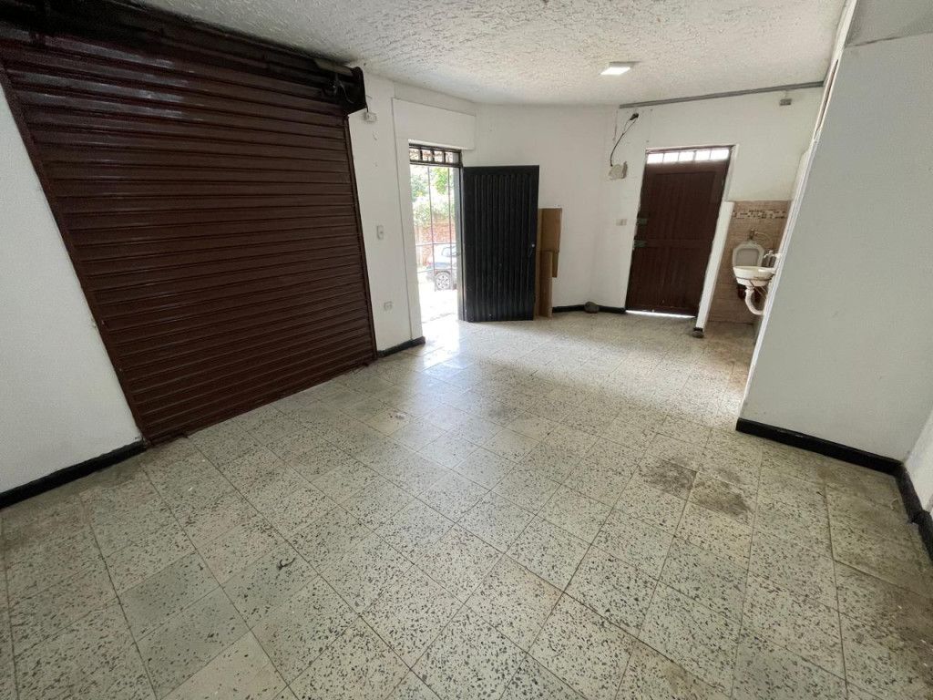 Local en arriendo Valle Del Cauca Cali Bellavista 30 m2 Habitaciones 0 Baños 1 Garajes 0 Precio $1300000