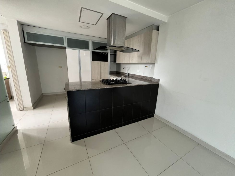 Casa en arriendo Antioquia Medellín Asomadera No2 150 m2 Habitaciones 3 Baños 3 Garajes 2 Precio $6500000