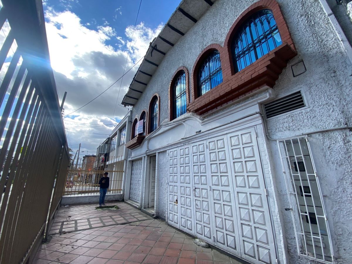 Casa en arriendo Cundinamarca Bogotá San Felipe 400 m2 Habitaciones 5 Baños 4 Garajes 3 Precio $12500000