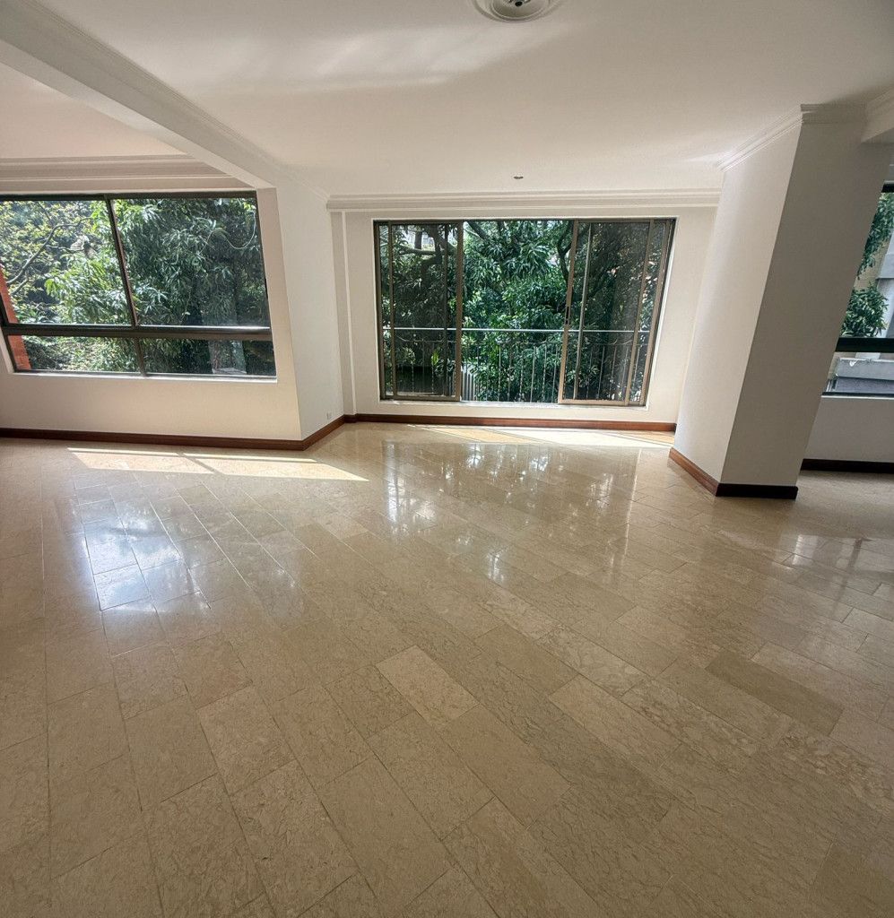 Apartamento en venta Antioquia Medellín Naranjal 164 m2 Habitaciones 5 Baños 4 Garajes 2 Precio $990000000