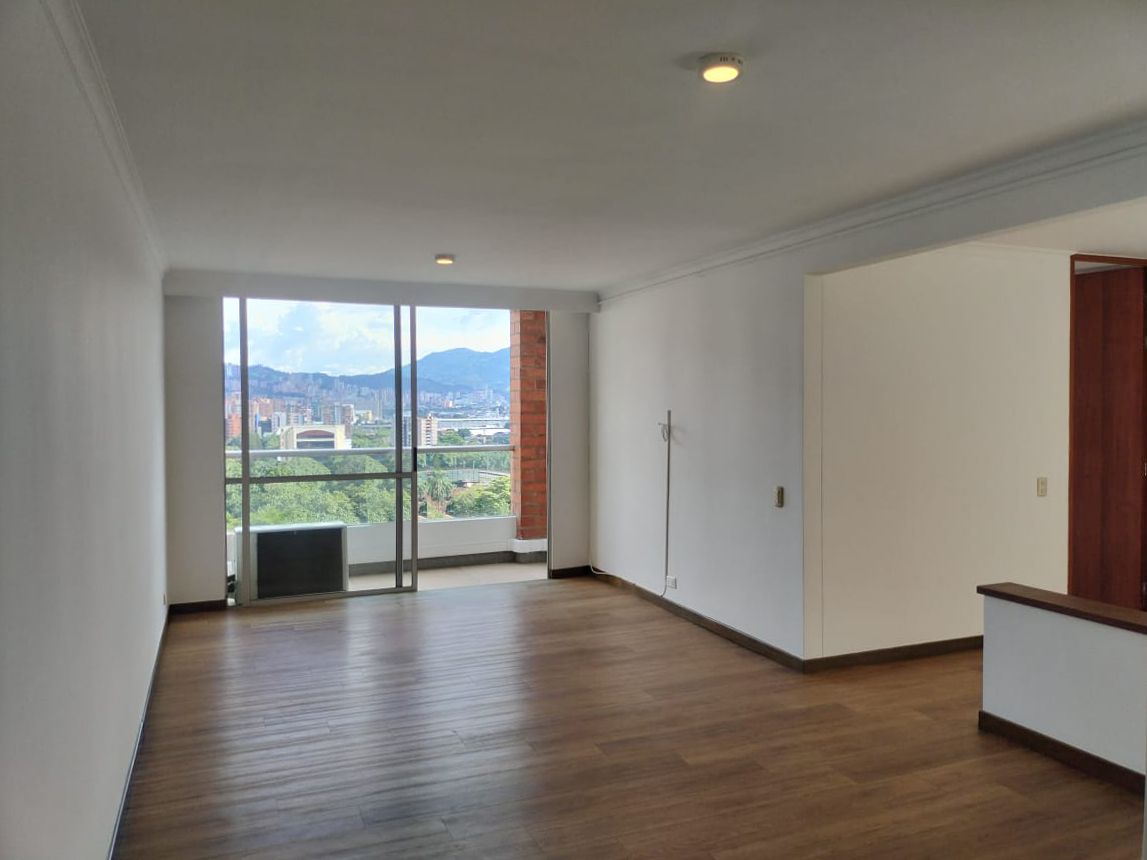 Apartamento en arriendo Antioquia Medellín La Aguacatala 70 m2 Habitaciones 2 Baños 2 Garajes 1 Precio $3950000