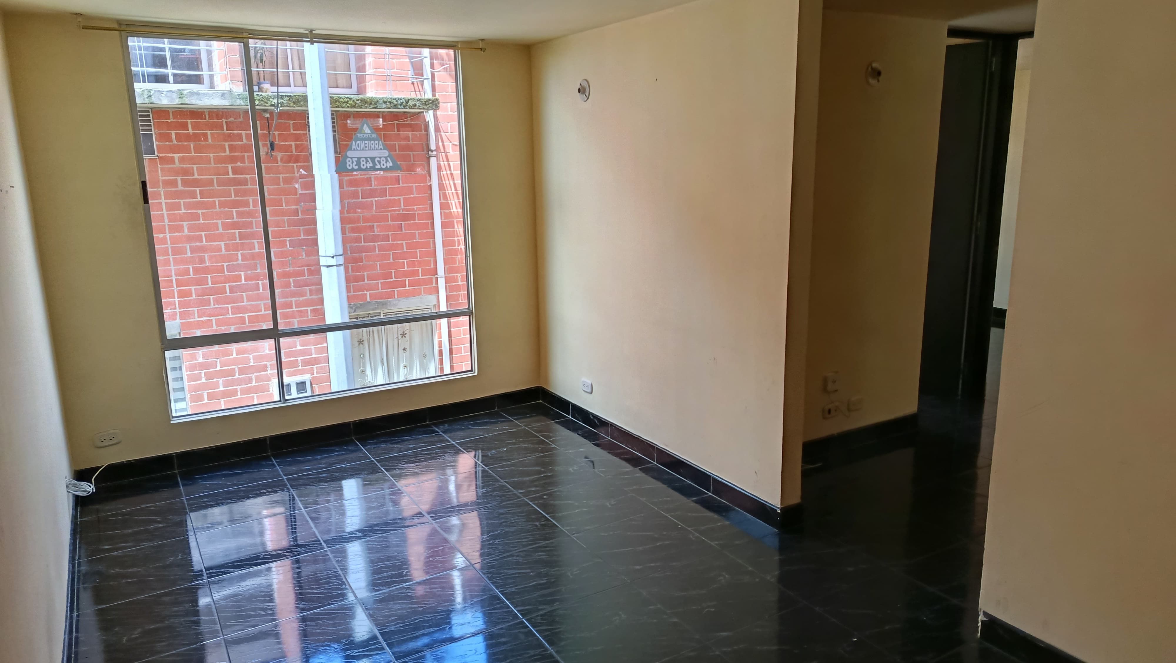 Apartamento en arriendo Cundinamarca Madrid Zona Centro 47 m2 Habitaciones 3 Baños 2 Garajes 0 Precio $988100