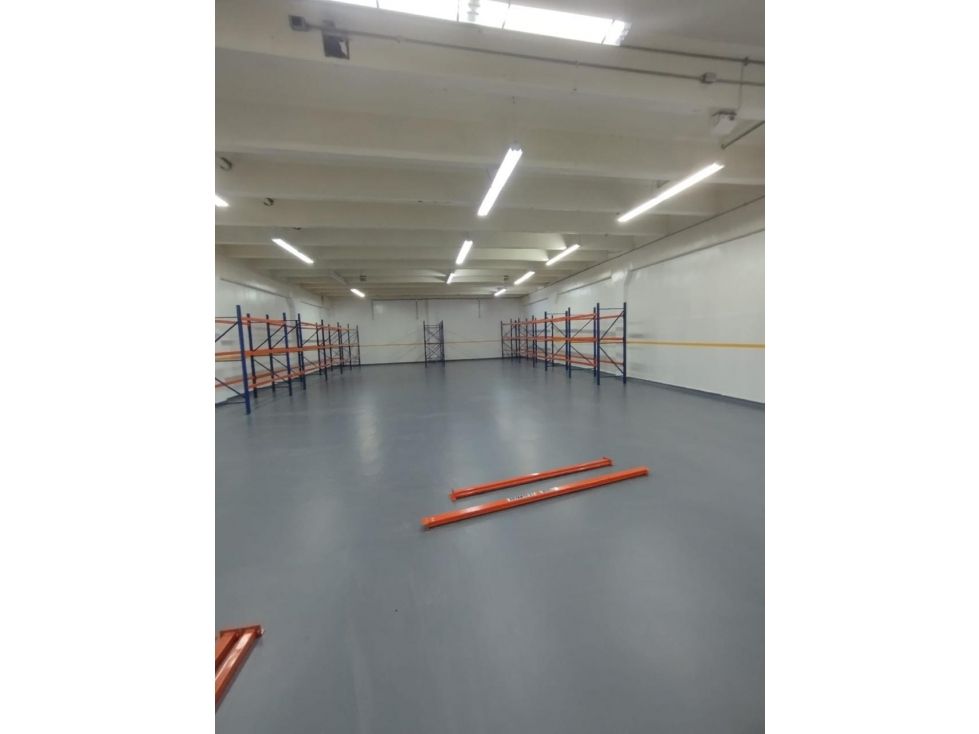 Bodega en venta Cundinamarca Bogotá El Tintal Asd 2800 m2 Habitaciones 0 Baños 10 Garajes 2 Precio $8500000000