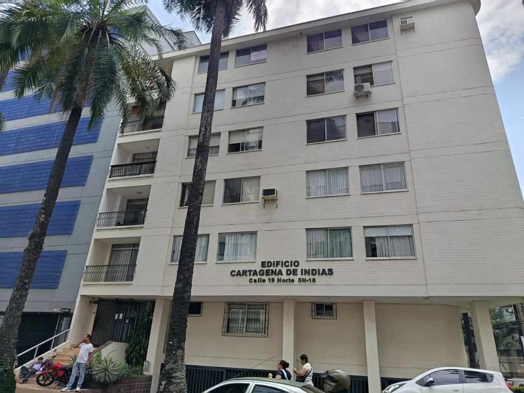 Apartamento en arriendo Valle Del Cauca Cali Versalles 70 m2 Habitaciones 2 Baños 1 Garajes 0 Precio $1900000