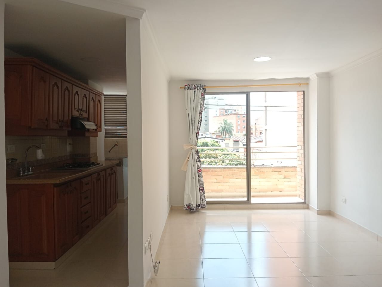 Apartamento en arriendo Antioquia Medellín San Joaquin 60 m2 Habitaciones 2 Baños 2 Garajes 1 Precio $2500000