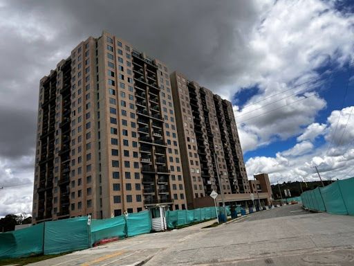 Apartamento en arriendo Cundinamarca Bogotá Casa Blanca 84 m2 Habitaciones 3 Baños 2 Garajes 2 Precio $3400000