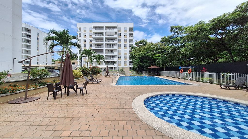 Apartamento en venta Valle Del Cauca Cali La Hacienda 90 m2 Habitaciones 3 Baños 3 Garajes 2 Precio $545000000