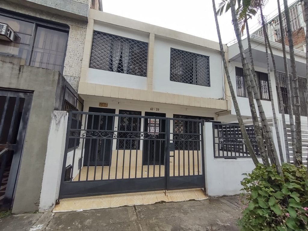 Apartamento en arriendo Valle Del Cauca Cali Caney 120 m2 Habitaciones 3 Baños 1 Garajes 0 Precio $1250000