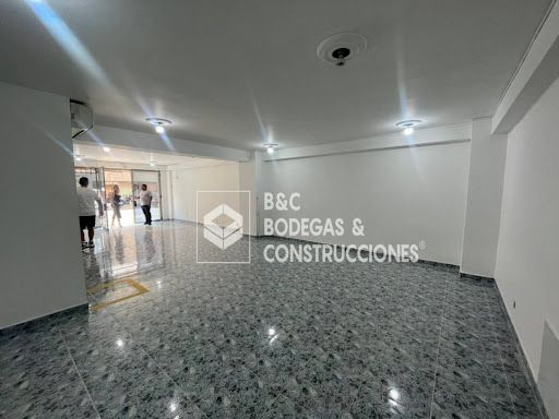 Local en arriendo Antioquia Medellín Santa Cruz 430 m2 Habitaciones 0 Baños 4 Garajes 2 Precio $10000000