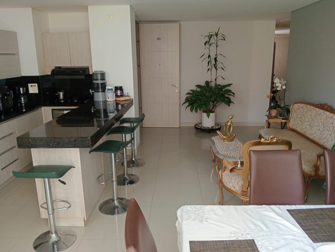 Apartamento en venta Antioquia Medellín Las Acacias 94 m2 Habitaciones 3 Baños 2 Garajes 1 Precio $765000000