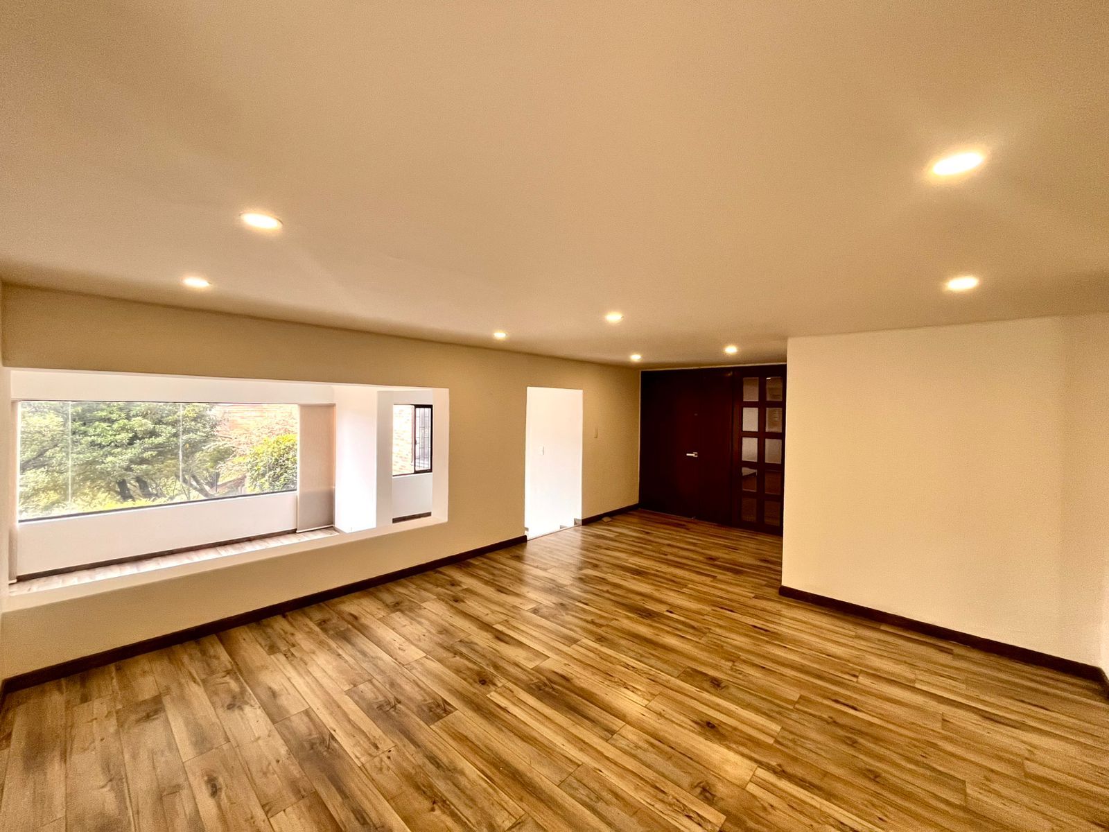 Apartamento en arriendo Cundinamarca Bogotá Cjr Arboleda De Suba 300 m2 Habitaciones 4 Baños 4 Garajes 3 Precio $7350000