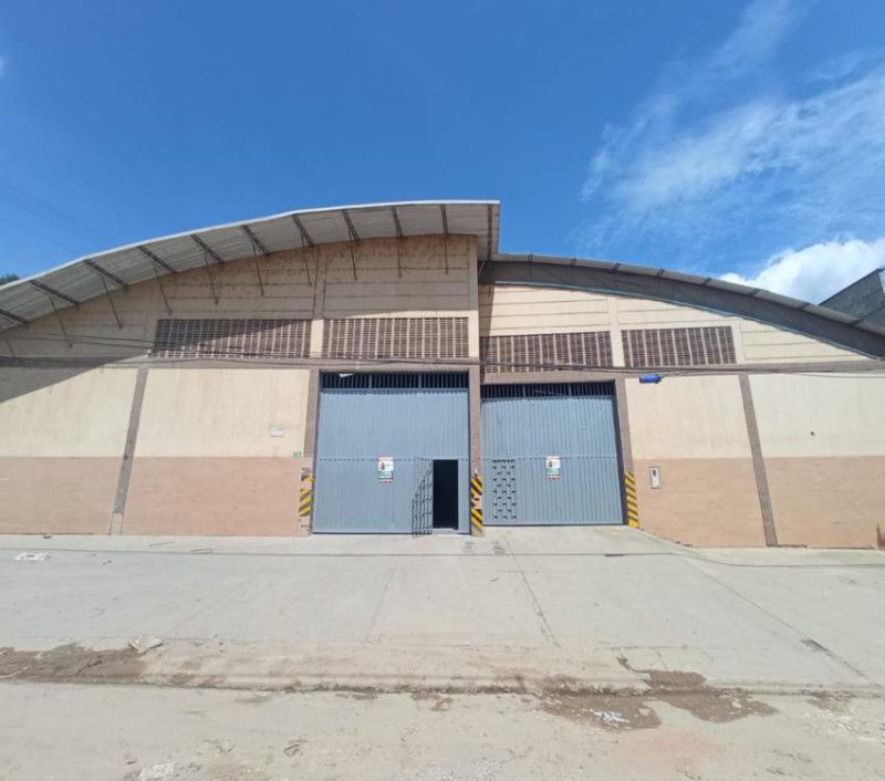 Bodega en arriendo Santander Girón Urbanizacion Vegas De Villamizar 1460 m2 Habitaciones 0 Baños 3 Garajes 0 Precio $16500000