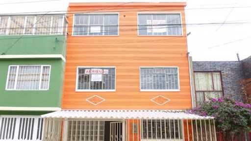 Casa en venta Cundinamarca Bogotá Super Manzana 8 286 m2 Habitaciones 10 Baños 4 Garajes 1 Precio $750000000